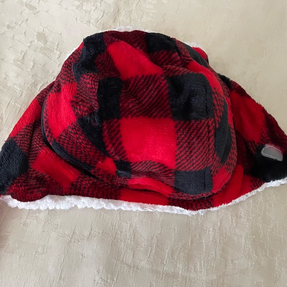 Target winter hat and gloves set - Picture 2 of 4